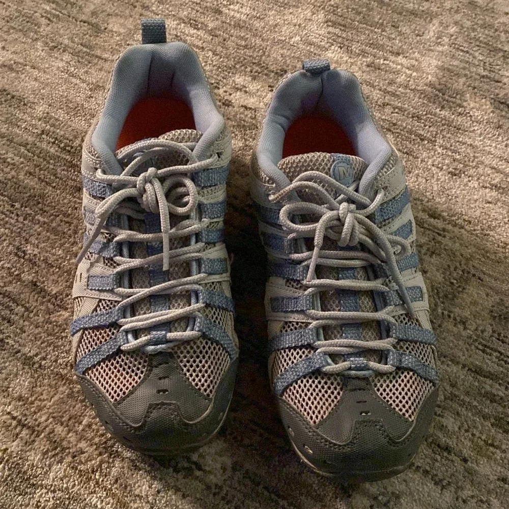 Merrell Gray and Blue Hiking Shoes - women’s size 7.5 - lace up- mesh front